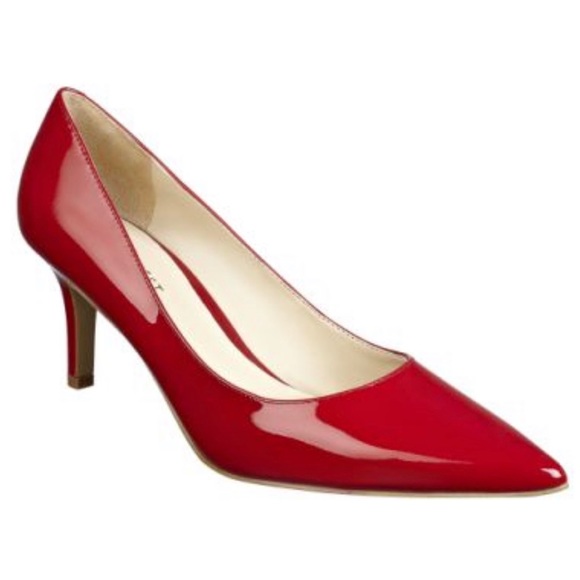 nine west red patent leather pumps